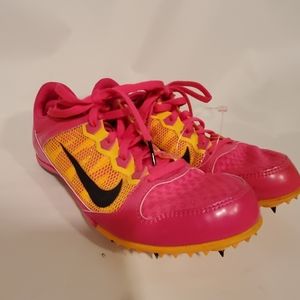 Nike Rival MD women's girls size 8.5